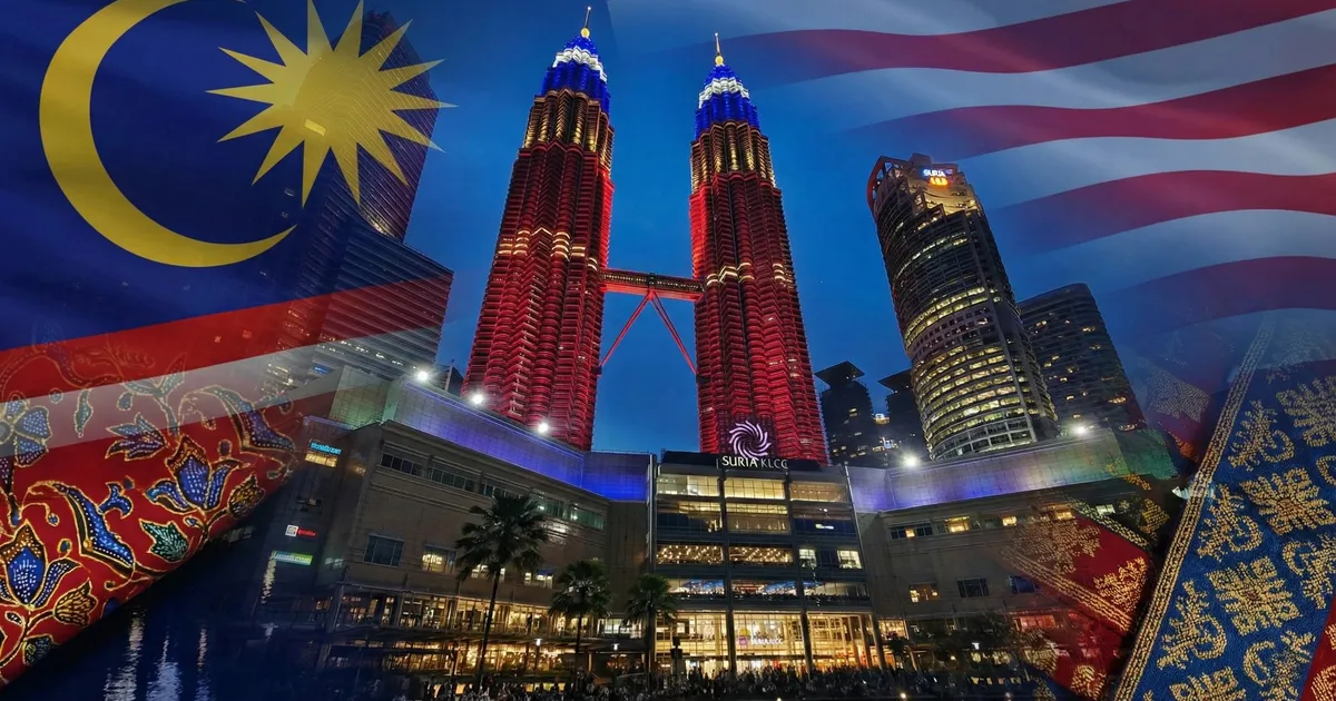 Teruja Dengan Warna-Warna Menara KLCC